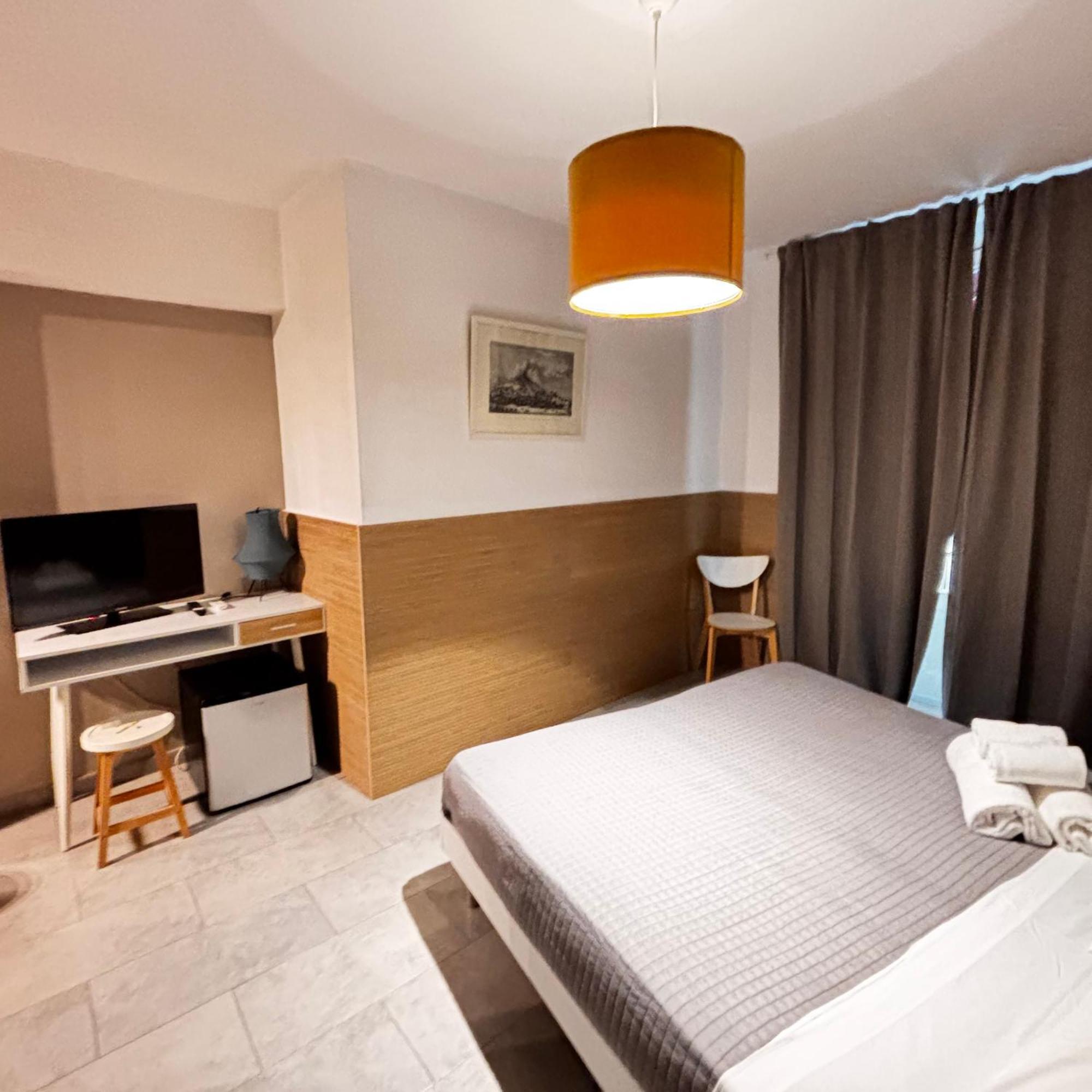 B&B Stesicoro Inhabit - Guesthouse City Center Катанія Екстер'єр фото
